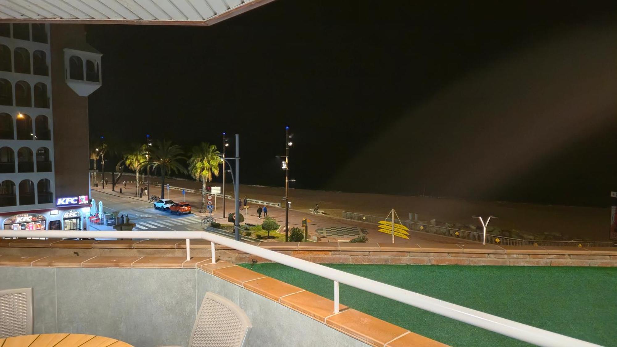 Apartments Paradise Lloret Lloret de Mar Bagian luar foto