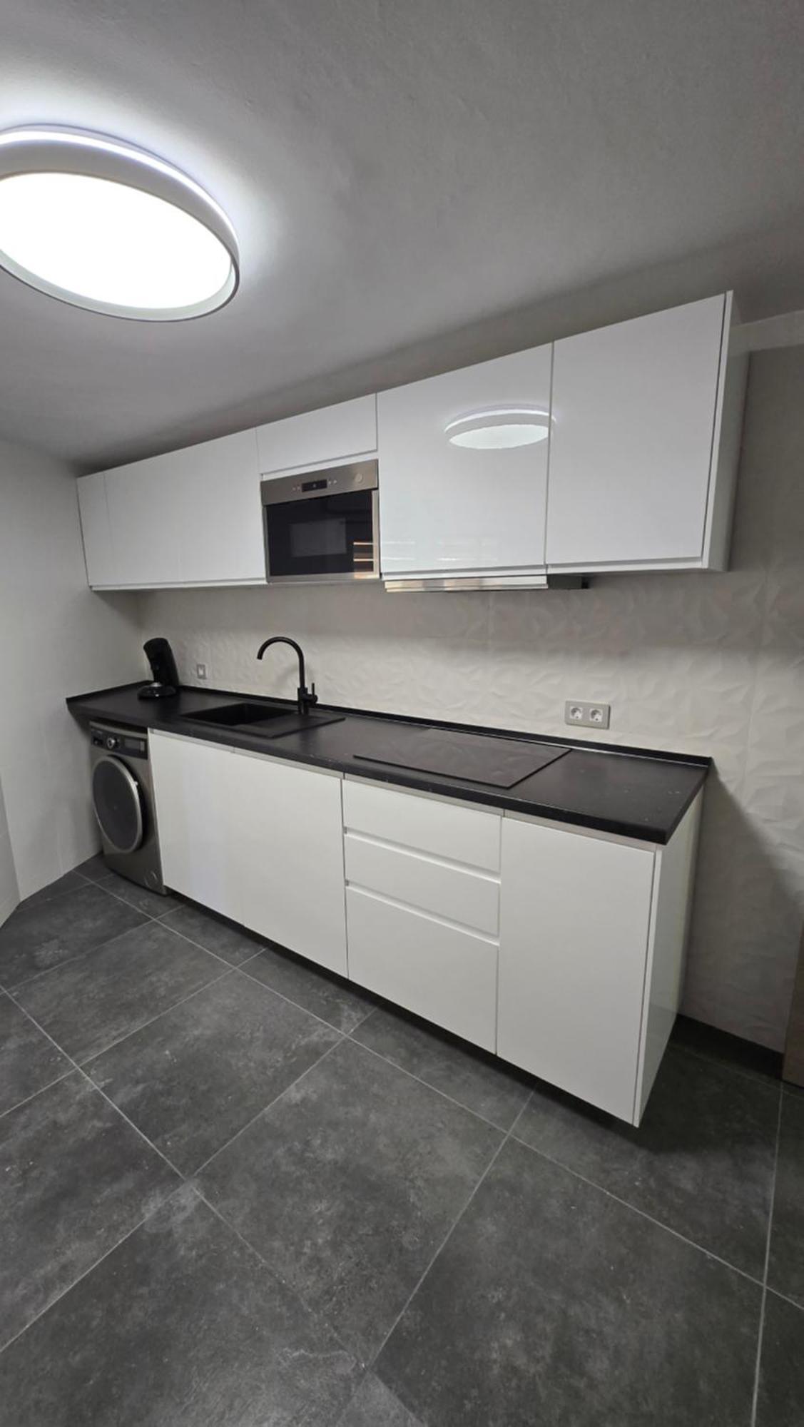 Apartments Paradise Lloret Lloret de Mar Bagian luar foto